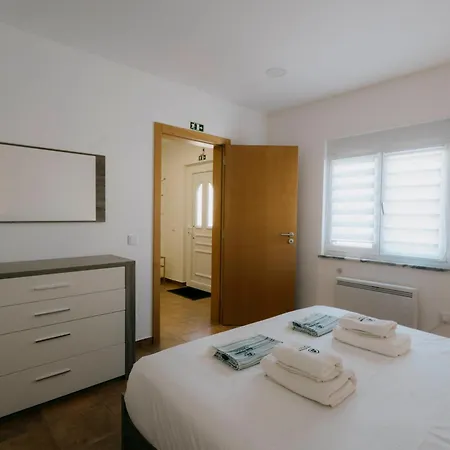 Ferienhaus 47 - Consolacao House